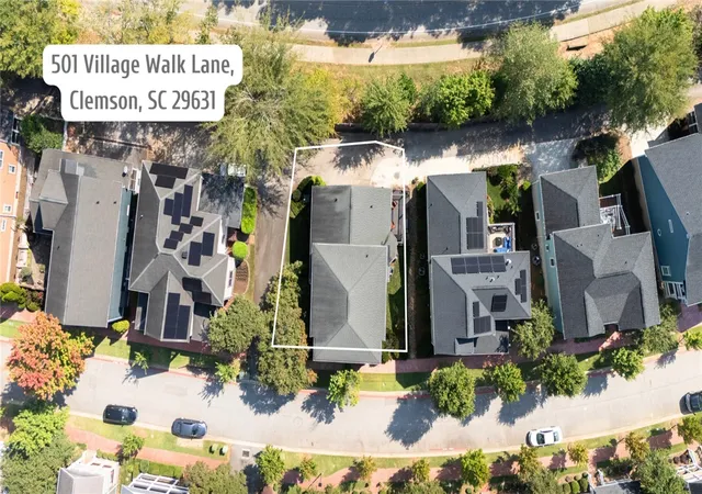 Photo 2 of Single family home for sale at 501 Village Walk Ln, Clemson, SC 29631 | MLS# 20292925 | Listing updated on 2026-08-27