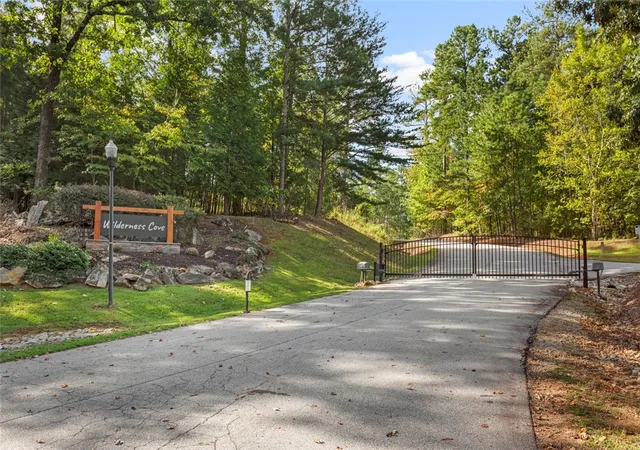 Photo 3 of Land for sale at Lot 27 Coachmans Trl, West Union, SC 29696 | MLS# 20293306 | Listing updated on 2026-07-13