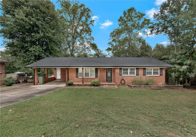 1st image of 117 Karen Dr, Clemson, SC 29631 | MLS# 20293544