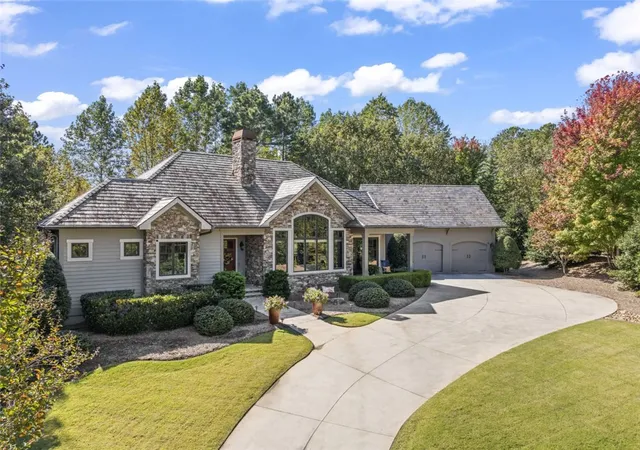 Photo 1 of Single family home for sale at 120 Golden Bear Dr, Sunset, SC 29685 | MLS# 20293749 | Listing updated on 2026-07-09