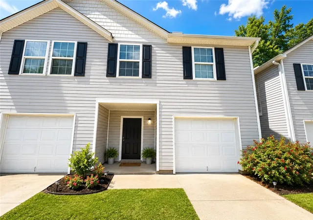 Photo 1 of Townhouse for sale at 163 Evonshire Blvd, Anderson, SC 29621 | MLS# 20294237 | Listing updated on 2026-09-11