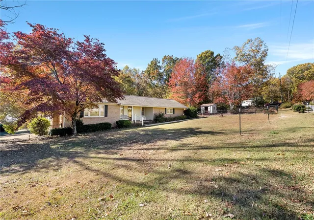 Homes for sale in Pickens, SC | 155 Ferguson Rd, Pickens, SC 29671 | MLS# 20294478