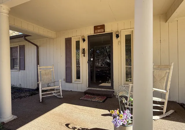 2nd image of 410 Cedar St, Lavonia, GA 30553 | MLS# 20294717
