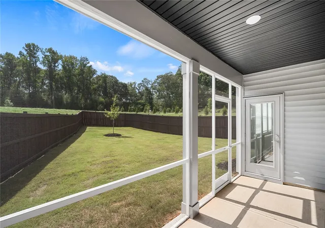 Photo 3 of Single family home for sale at 100 Saratoga Oaks St, Williamston, SC 29697 | MLS# 20294967 | Listing updated on 2026-09-18