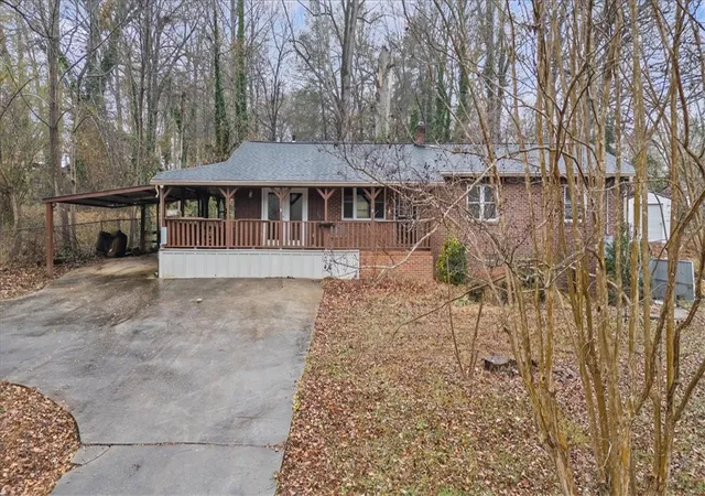 Photo 2 of Sale Pending at 108 Linda Ln, Marietta, SC 29661 | MLS# 20295362 | Listing updated on 2026-09-09