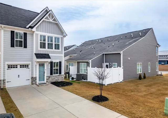 Homes for sale in Anderson, SC | 246 Scenic Rd, Anderson, SC 29621 | MLS# 20295358