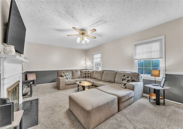 Photo 4 of Single family home for sale at 300 Woodfern Cir, Anderson, SC 29625 | MLS# 20295470 | Listing updated on 2026-08-25