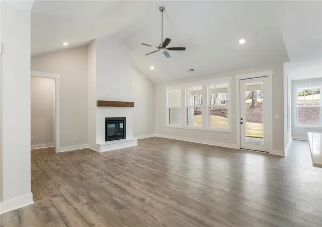 Photo 4 of Sale Pending at 83 Carr Rd, Piedmont, SC 29673 | MLS# 20295346 | Listing updated on 2026-06-08