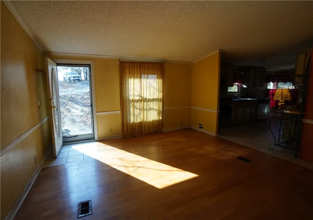 Photo 3 of Sale Pending at 445 Brandy Ln, Pickens, SC 29671 | MLS# 20296058 | Listing updated on 2026-07-31