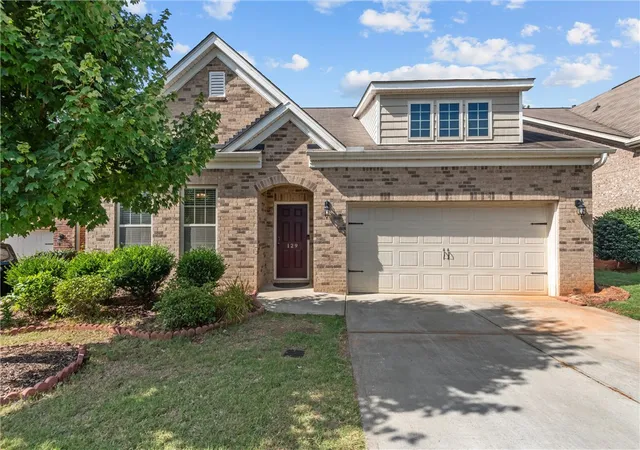Photo 1 of Single family home for sale at 129 Golden Eagle Ln, Anderson, SC 29621 | MLS# 20296373 | Listing updated on 2026-08-02