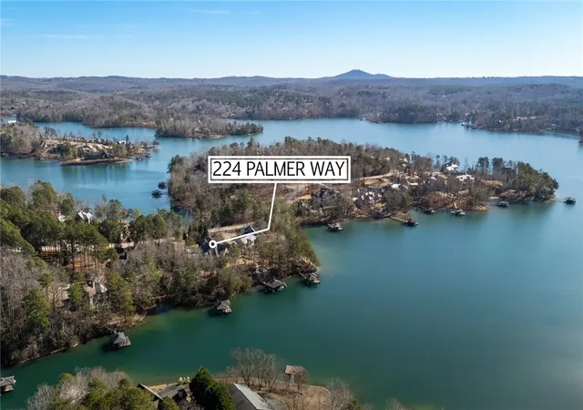 Homes for sale in Sunset, SC | 224 Palmer Wy, Sunset, SC 29685 | MLS# 20296314