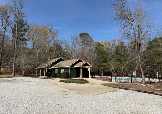 Homes for sale in Ninety Six, SC | 130 Polo Ct, Ninety Six, SC 29666 | MLS# 20296558