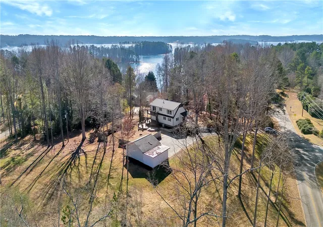 Homes for sale in Seneca, SC | 18001 Mallard Bend Rd, Seneca, SC 29672 | MLS# 20296559