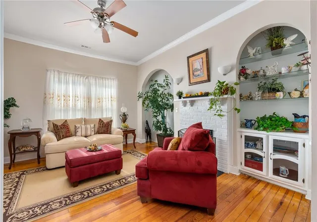 Photo 2 of Single family home for sale at 216 Riley St, Anderson, SC 29624 | MLS# 20296611 | Listing updated on 2026-09-04