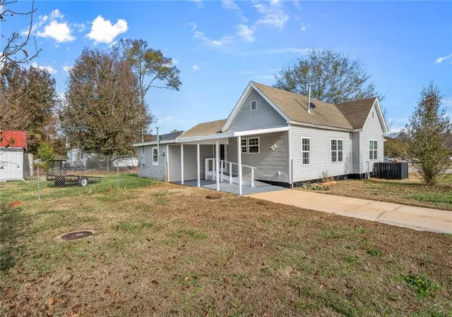 Homes for sale in Anderson, SC | 216 Riley St, Anderson, SC 29624 | MLS# 20296611