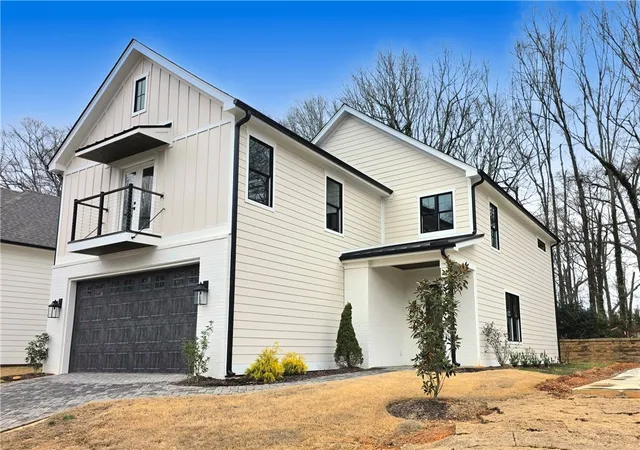 Photo 1 of Single family home for sale at 113 Market Bay Ct, Simpsonville, SC 29681 | MLS# 20296621 | Listing updated on 2026-01-23