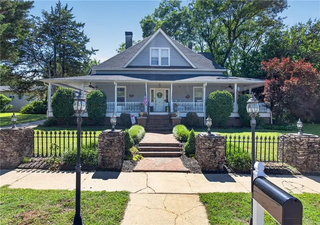 1st image of 110 S Fairplay St, Seneca, SC 29678 | MLS# 20296894