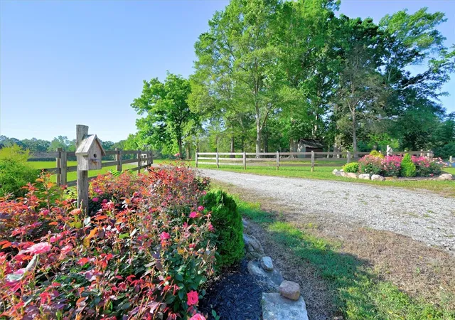 2nd image of 833 Duncan Creek Church Rd, Laurens, SC 29360 | MLS# 20297135