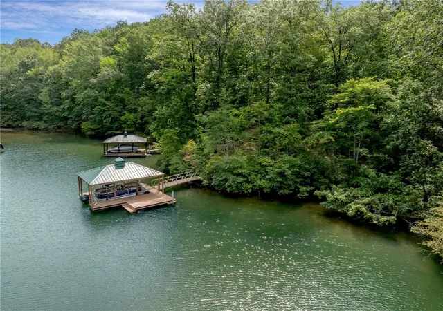 Photo 2 of Single family home for sale at 117 Sweet Blossom Way, Six Mile, SC 29682 | MLS# 20297105 | Listing updated on 2026-07-27