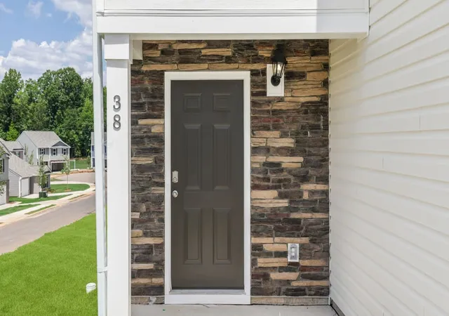 Photo 3 of Single family home for sale at 38 Archstone Way, Piedmont, SC 29673 | MLS# 20297179 | Listing updated on 2026-10-01