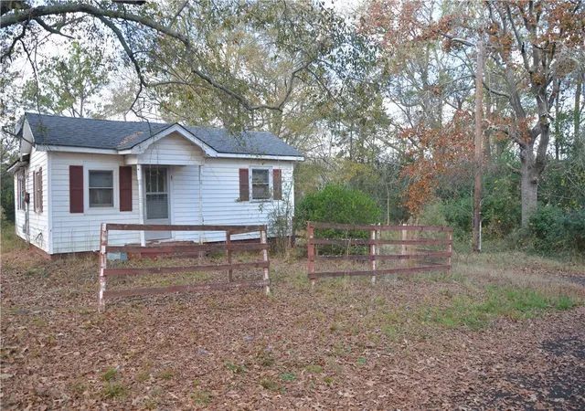 Photo 1 of Manufactured home for sale at 105 Mauldin Cir, Iva, SC 29655 | MLS# 20297184 | Listing updated on 2026-07-27