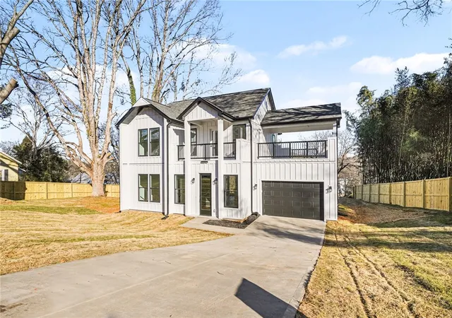 3rd image of 202 Pine St, Easley, SC 29640 | MLS# 20297373