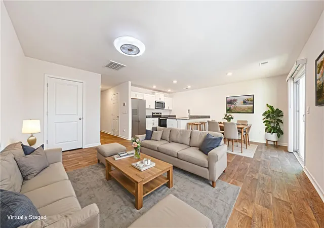 Photo 3 of Townhouse for sale at 404 Oakmont Valley Trl, Seneca, SC 29678 | MLS# 20297365 | Listing updated on 2026-07-23