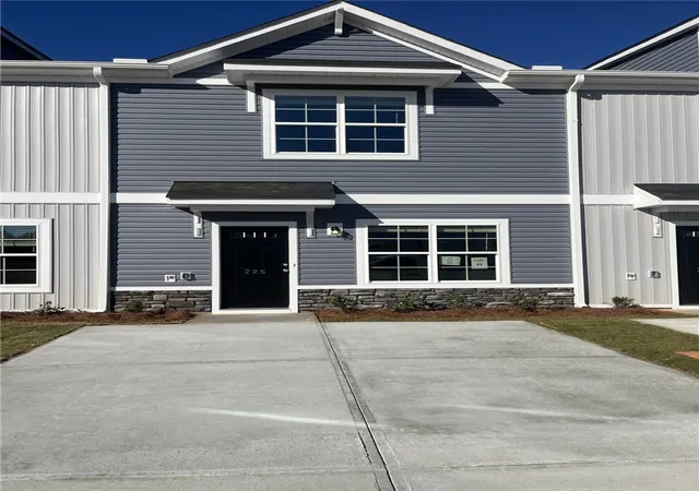 Photo 1 of Townhouse for sale at 406 Speyside Ln, Anderson, SC 29621 | MLS# 20297397 | Listing updated on 2026-08-18