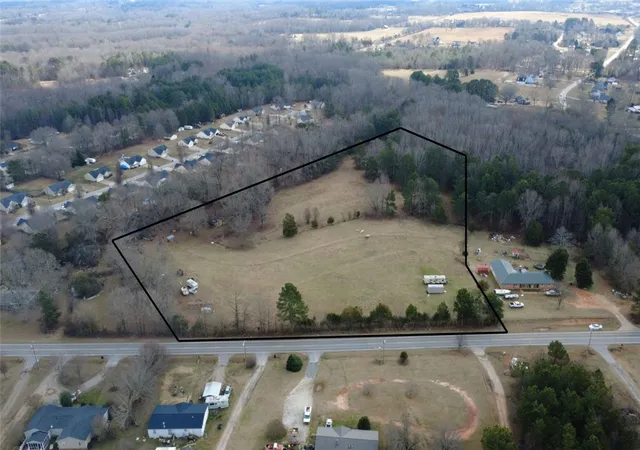 Photo 2 of Sale Pending at 6980 Midway Rd, Williamston, SC 29697 | MLS# 20297567 | Listing updated on 2026-04-30
