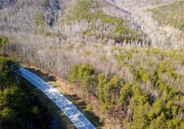 3rd image of 2131 Oak Grove Rd, Landrum, SC 29356 | MLS# 20297895