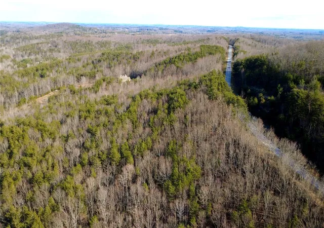 4th image of 2131 Oak Grove Rd, Landrum, SC 29356 | MLS# 20297895