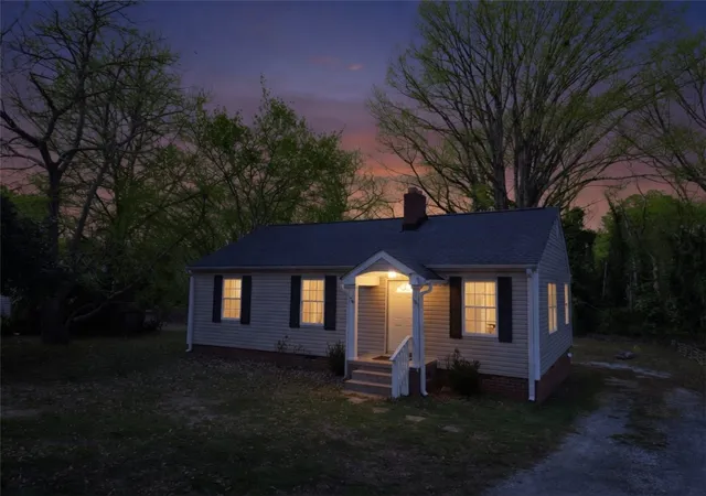 Photo 1 of Single family home for sale at 237 Pine Ln, Anderson, SC 29621 | MLS# 20297948 | Listing updated on 2026-08-31