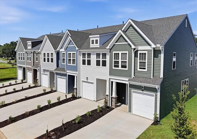 Photo 2 of Sale Pending at 234 Cali Way, Piedmont, SC 29673 | MLS# 20298045 | Listing updated on 2026-07-09