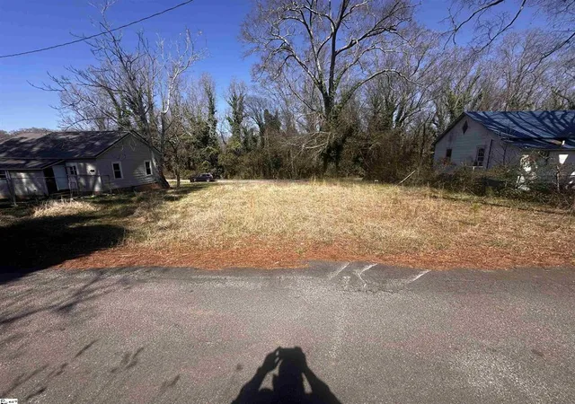 Photo 1 of Land for sale at 912 Pickens St, Anderson, SC 29621 | MLS# 20298029 | Listing updated on 2026-03-04