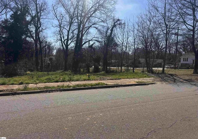 Photo 2 of Land for sale at 406 Cleveland Ave, Anderson, SC 29624 | MLS# 20298115 | Listing updated on 2026-03-05