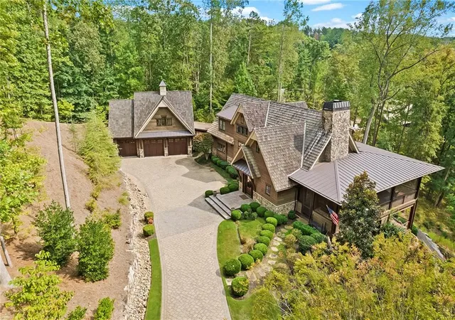 Photo 3 of Single family home for sale at 225 Saranac Dr, Sunset, SC 29685 | MLS# 20298254 | Listing updated on 2026-09-14