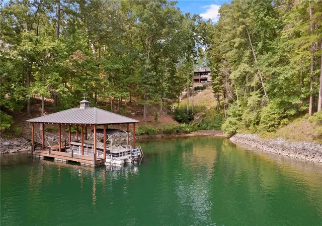 Photo 4 of Single family home for sale at 225 Saranac Dr, Sunset, SC 29685 | MLS# 20298254 | Listing updated on 2026-09-14