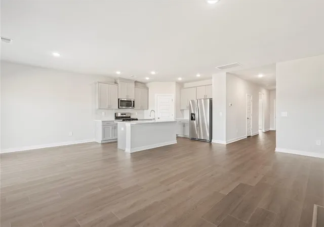 3rd image of 563 Harben Dr, Woodruff, SC 29388 | MLS# 20296843