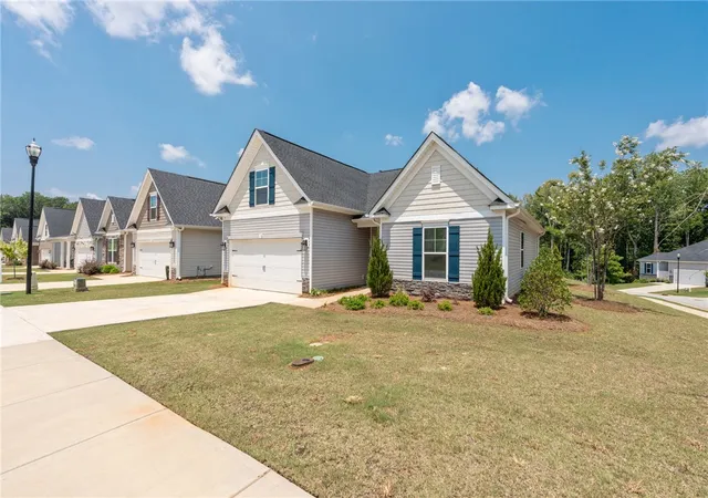 3rd image of 502 Clairbrook Ct, Greer, SC 29651 | MLS# 20298593