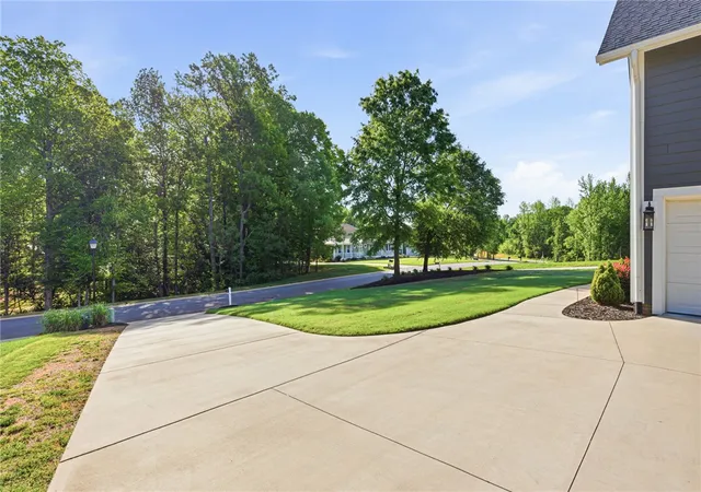 Homes for sale in Pelzer, SC | 112 Lipizzaner Ct, Pelzer, SC 29669 | MLS# 20298560