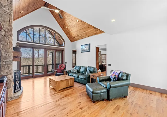 Photo 3 of Single family home for sale at 134 Ellenburg Crk Rd, Sunset, SC 29685 | MLS# 20298450 | Listing updated on 2026-08-04