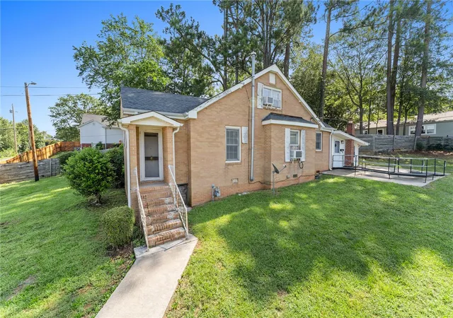 1st image of 108 E East B Ave, Easley, SC 29640 | MLS# 20298682
