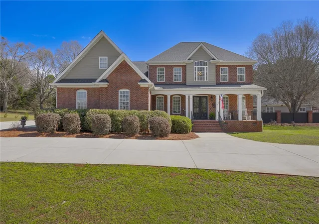 Photo 1 of Sale Pending at 233 Bowen Dr, Anderson, SC 29621 | MLS# 20298317 | Listing updated on 2026-08-28