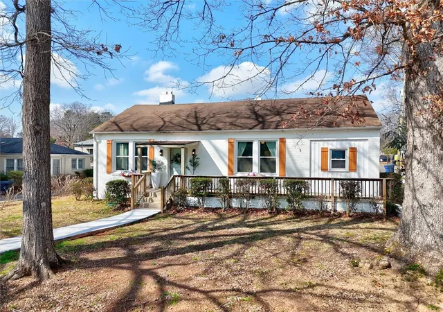 Photo 1 of Single family home for sale at 700 Westview Ave, Anderson, SC 29625 | MLS# 20298721 | Listing updated on 2026-07-18