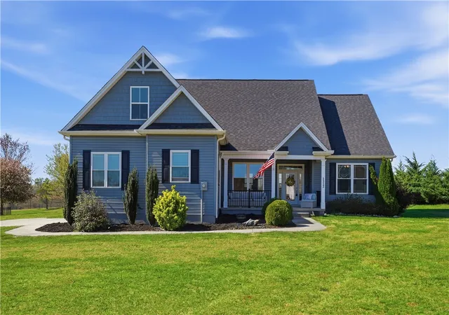 Photo 1 of Single family home for sale at 1312 Falcons Dr, Walhalla, SC 29691 | MLS# 20298865 | Listing updated on 2026-08-25