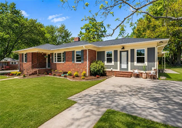 Photo 1 of Single family home for sale at 311 Blue Ridge Ave, Belton, SC 29627 | MLS# 20299054 | Listing updated on 2026-10-21