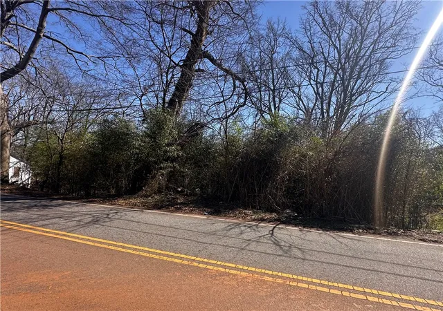 Photo 1 of Land for sale at 1105 W Franklin St, Anderson, SC 29624 | MLS# 20298034 | Listing updated on 2026-03-27