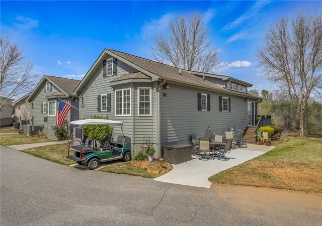 Photo 2 of Single family home for sale at 1230 Melton Rd #93, West Union, SC 29696 | MLS# 20299144 | Listing updated on 2026-07-05