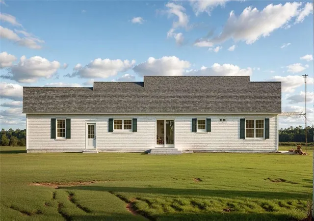 Photo 3 of Single family home for sale at 102 Fair Hvn Ct, Seneca, SC 29672 | MLS# 20299095 | Listing updated on 2026-04-14
