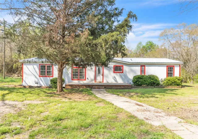 Photo 1 of Manufactured home for sale at 105 Dyar Dr, Anderson, SC 29621 | MLS# 20299174 | Listing updated on 2026-07-27